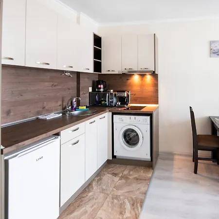 Sveti Vlas Apartments סבטי ולאס