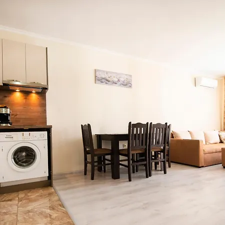 Sveti Vlas Apartments דירה