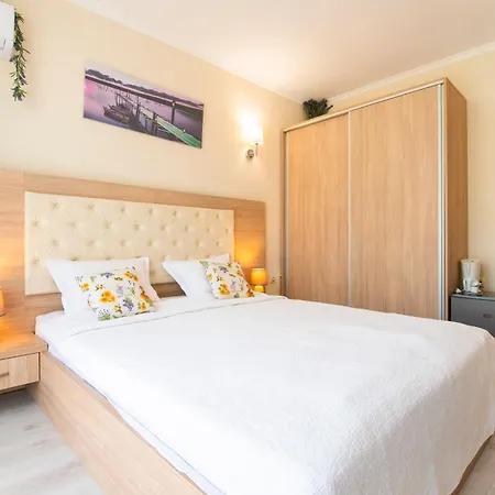 Sveti Vlas Apartments 圣弗拉斯