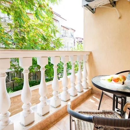Sveti Vlas Apartments סבטי ולאס
