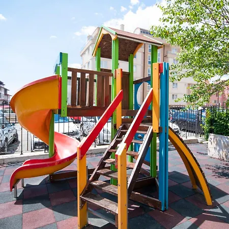 Sveti Vlas Apartments דירה
